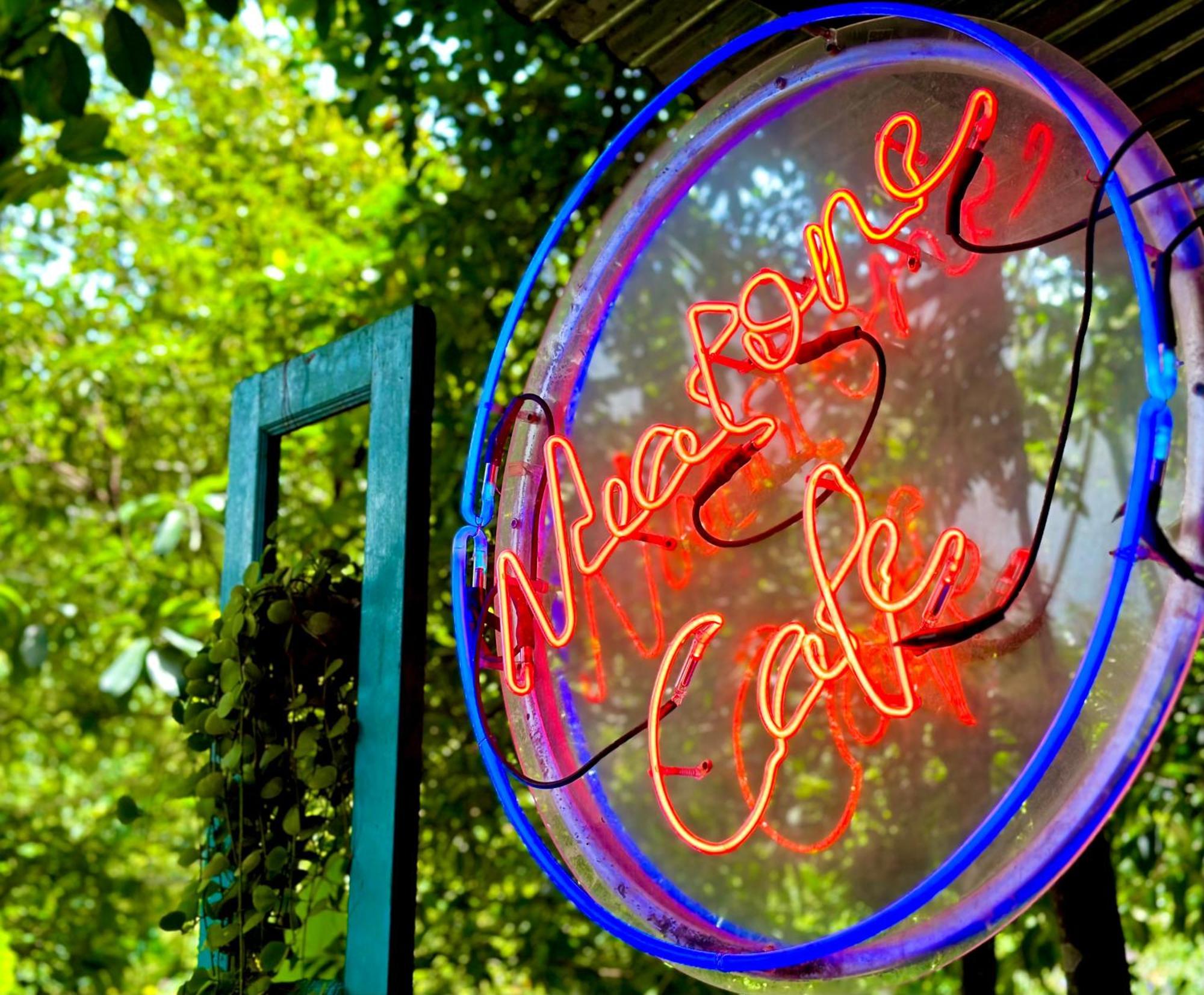 Nua Tone Resort Bang Tao & Cafe 외부 사진